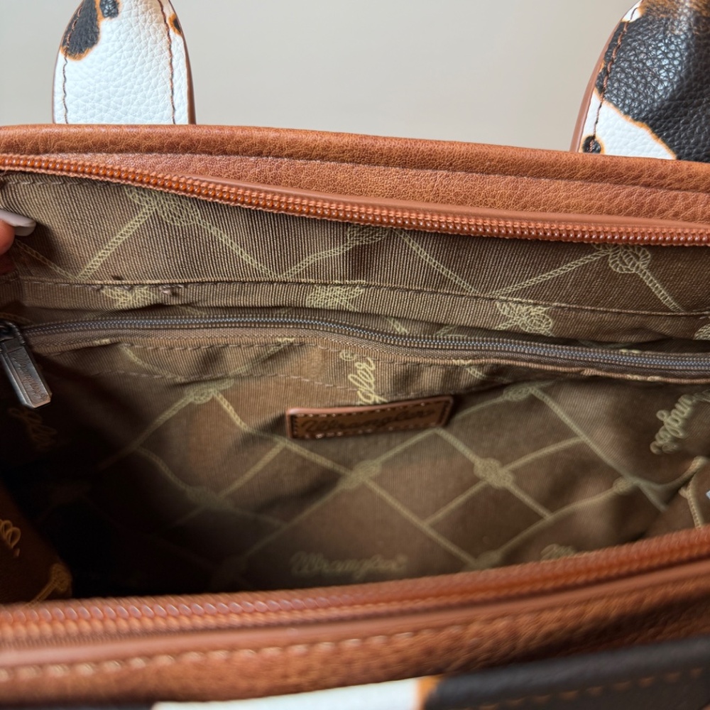 Wrangler Purse Brand New Never Used - Picture 4 of 6